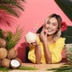 Набор бальзамов для губ EOS Tropical Escape Pink Coconut & Island Punch Lip Balm (2 шт в наборе) - изображение 6