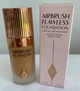 Тональная основа для лица Charlotte Tilbury Airbrush Flawless Foundation (30 мл) 10 NEUTRAL - изображение 8