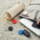Chipolo ONE - Bluetooth-трекер для ключей, сумок и вещей, совместимый с iOS/Android (белый) - изображение 5