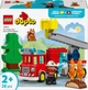 Конструктор LEGO DUPLO Town Пожежна машина зі шлангом і пожежником 28 елементів (10473) - зображення 1