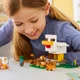 Конструктор LEGO Minecraft Куриная ферма 233 детали (21585) - изображение 9