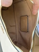 Женская сумка Coach Teri White Shoulder Bag In Signature Canvas белая кожаная - изображение 8
