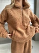 Женский теплый костюм с меха Тедди кофейного цвета 36233 46/48 - изображение 4
