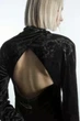 Сукня жіноча COS open-back velvet midi dress 1205117001 М Чорний - зображення 6