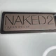 Подарочный набор палетка теней Urban Decay Naked2 и мини-блеск для губ Urban Decay Lip Junkie Lipgloss оттенок Naked - изображение 1