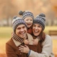 Парные вязаные шапки Family Look (3 шт) для всей семьи: Трогательный стиль Мама-Папа-Ребенок, ручная работа от PRIGRIZ - изображение 1