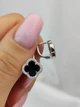 Серебряные серьги в стиле Van Cleef (Ван Клиф) клевер с Ониксом и камушками (ЛК-013631он) - изображение 3