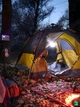 Розумна акумуляторна лампочка 30В, 6500K, Аварійна лампа в патрон Е27, LED енергозберігаюча лампочка + 3 акумулятори, Біла (6981778550) - зображення 6