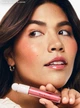 Блиск для губ Rare Beauty Positive Light Luminizing Lip Gloss Flicker 3.3ml - изображение 3