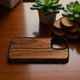 Накладка SkinBacker Wood для Apple iPhone 15 Pro Палисандр (80146) - изображение 5