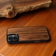 Накладка SkinBacker Wood для Apple iPhone 16 Plus Палисандр (80150) - изображение 3