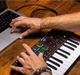 MIDI-клавіатура AKAI MPK Mini MK4 Black - зображення 5