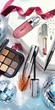 Подарунковий набір для макіяжу Kiko Milano Snow-Kissed Holiday Timeless Look Makeup Gift Set - зображення 6