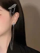 Сережки заколка на одне вухо з камінням та ланцюжок Fashion Jewelry сріблясті - зображення 2