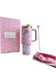 Термокружка Stanley 1913 x LoveShackFancy Holiday Quencher® H2.0 FlowState™ Tumbler | 40 OZ 1180 мл у подарунковій коробці рожевий з бантиками - изображение 1