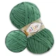 Alize Softy Plus, Зеленый №532 - плюшевая толстая пряжа, 100г/120м, Ализе Софти Плюс для вязания пледов, игрушек, детской одежды - изображение 1