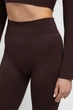 Жіночі безшовні легінси з кльошем від коліна Giulia LEGGINGS FLARED L/XL Brown-hot chocolate, легінси з мікрофібри - зображення 5