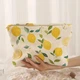 Косметичка велика містка Lemons - зображення 1