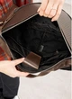 Женская кожаная сумка бананка под ноутбук с декоративной цепочкой SAMBAG Коричневый (507204626) - изображение 7