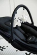 Заколисуючий центр гойдалка MoMi Kenani Onyx Black для новонароджених дітей електронна гойдалка шезлонг для немовлят гойдалка дитяча для малюків від народження дитячий шезлонг з перших днів життя - зображення 9