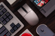 Мышь 8BitDo Retro R8 с зарядной док-станцией, 26000 DPI, с частотой опроса 4K, микропереключателями Kailh Sword GM X - N Edition - изображение 7