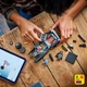Zestaw klocków LEGO Super Heroes Batmobil z filmu Batman 330 elementów (76332) - obraz 8