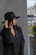 Шляпа федора женская с серебро цепью D.Hats цвет черный - изображение 7