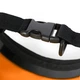 Сумка-мешок водонепроницаемая Ocean Pack 2л оранжевая с лямкой через плечо для защиты вещей от влаги и воды - изображение 8
