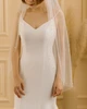 Весільна фата коротка для нареченої на весілля Pearl Touch 1м off white з перлинами на металевому гребінці - зображення 1