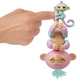 Интерактивная гламурная ручная обезьянка WowWee Fingerlings Эшли с мини-обезьянкой (W3540/3542) (771171135425) - изображение 4