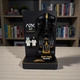 Стенд Підставка для Конструктора LEGO Speed Champions Болід F1 APXGP Team Race Car from F1 The Movie Formula 1 з «F1: фільм» (77252) - Чорний/Золотий - зображення 1