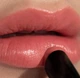 Victoria Beckham Beauty Posh Lipstick — кремовая помада с эффектом бальзама, Pout 2 г - изображение 4