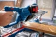 Акумуляторна торцювальна пила Bosch Professional GCM 18V-216 D без акб (0601B51000) - зображення 4