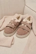 Женские зимние кроссовки PARADIZE SHOES из темно-бежевой замши на липучках с меховой опушкой 36 размер (стелька 24 см) - изображение 1