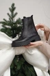 Жіночі зимові шкіряні черевики PARADIZE SHOES чорного кольору з бічною блискавкою та декоративною пряжкою спереду на високій підошві 36 розмір (устілка 23 см) - зображення 4
