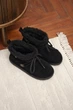 Женские короткие зимние угги PARADIZE SHOES из черной замши со шнуровкой и меховой опушкой на низкой подошве 36 размер (стелька 23,4 см) - изображение 2