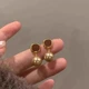 Сережки деликатные подвески 2.5х1 см jewelry Коричневые - изображение 3