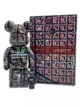 Статуетка колекційний набір Bearbrick Benjamin Grant Overview Barcelona 400% + 100% 28 см + 7 см Medicom Toy Барселона - зображення 7