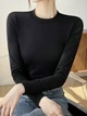 Базовая укороченная кофта черного цвета в облегающем крое для девушки M - изображение 3