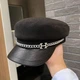 Стильная женская фуражка-кепи с серебристой цепочкой 58-60 Черный - изображение 1
