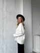 Удлиненный свитер из мягкого трикотажа Оne size 42-48 Белый (4783) - изображение 3