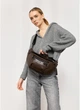 Женская большая сумка бананка из натуральной кожи SAMBAG Коричневый (5174038721) - изображение 10