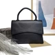 Женская сумка искусственная кожа Yirui черный 8901-1 black - изображение 1