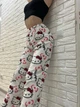 Білі плюшеві піжамні штани Hello Kitty — Пухнасті домашні брюки з принтом Хелоу Кітті, теплі жіночі штани для сну та дому в естетиці Soft Girl L - зображення 6