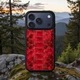 Накладка SkinBacker Python Scales для Apple iPhone 17 Pro Красный (80182) - изображение 3