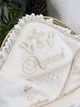 Утепленная крыжма для мальчика Family Tradition велюровая махра плюш с вышивкой и кружевом 100х100 см айвори Сияние Таинства Крещения - изображение 2