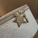 Кругла косметичка Dior з дзеркалом - зображення 4
