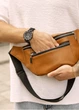 Большая мужская кожаная сумка на пояс бананка Sambag Tirso Max рыжая 38×17×6 см (81341121m) - изображение 3