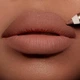 Олівець для губ Charlotte Tilbury Lip Cheat Lip Liner Iconic Nude 1.2 г - зображення 3