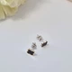 Серебряные гвоздики на закрутках Клевер с черной эмалью и золотом 375 серебро 925 пробы Родированное 957сбз - изображение 3
